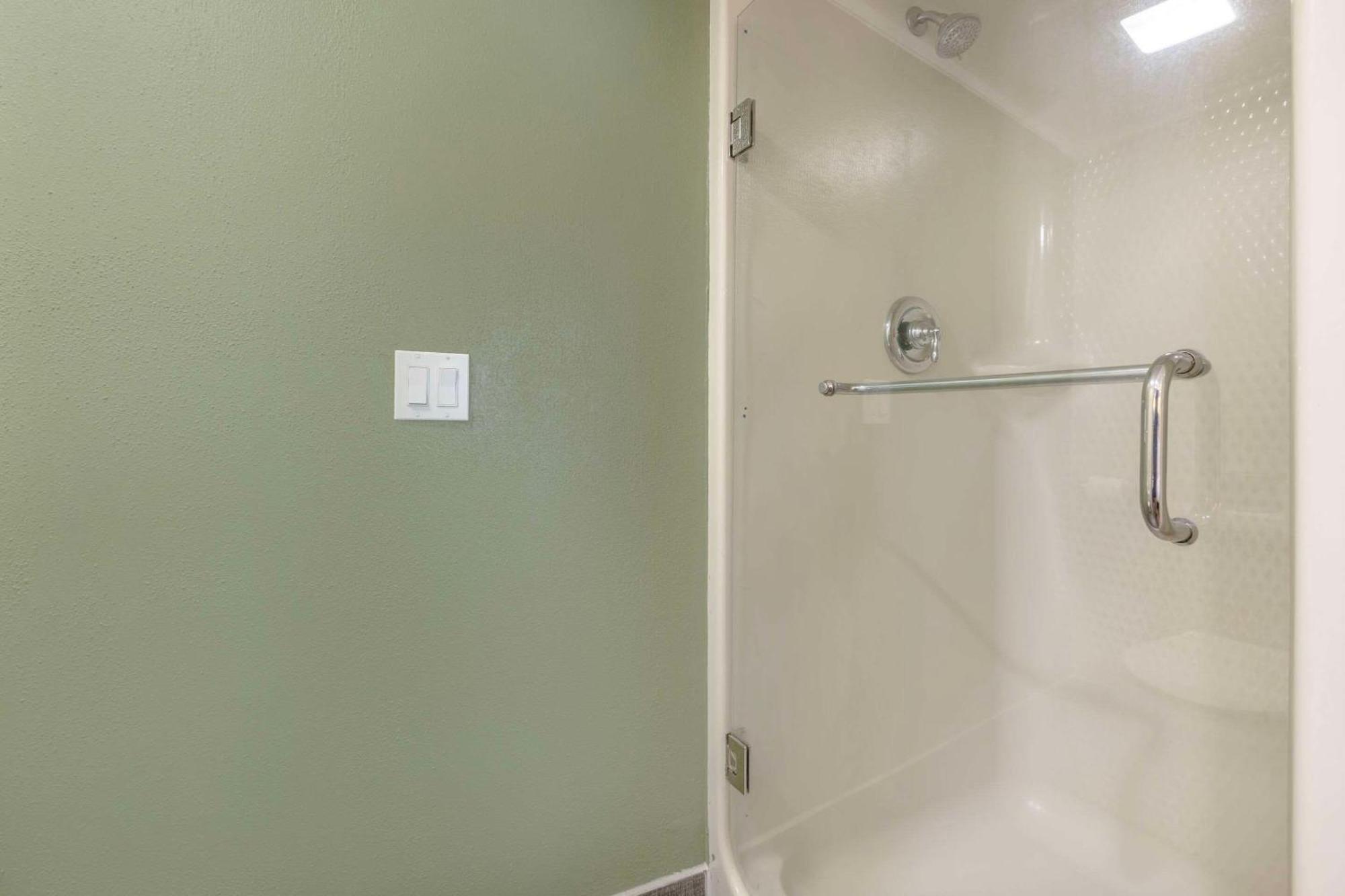 Sleep Inn Sumter Bagian luar foto