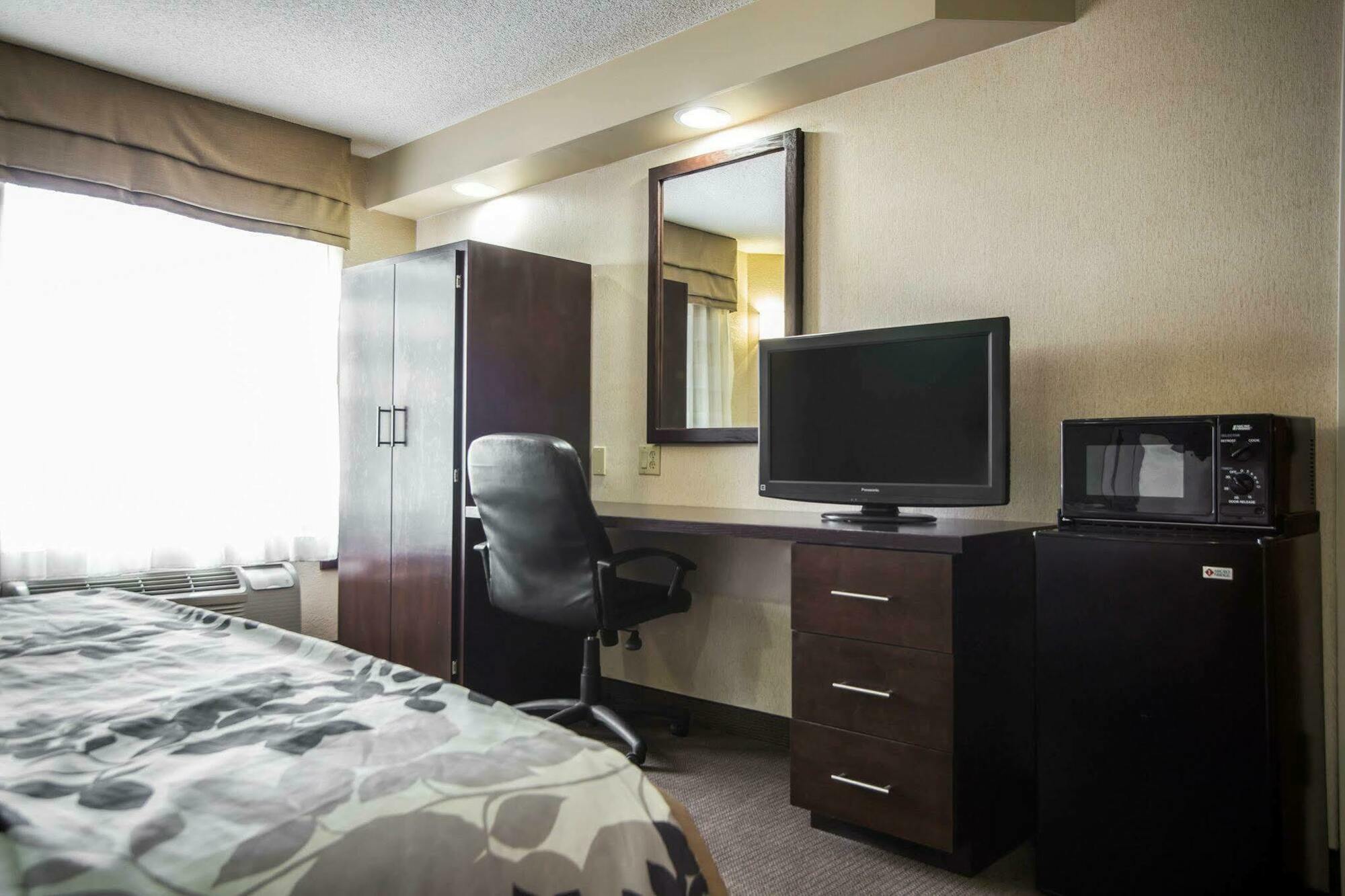 Sleep Inn Sumter Bagian luar foto